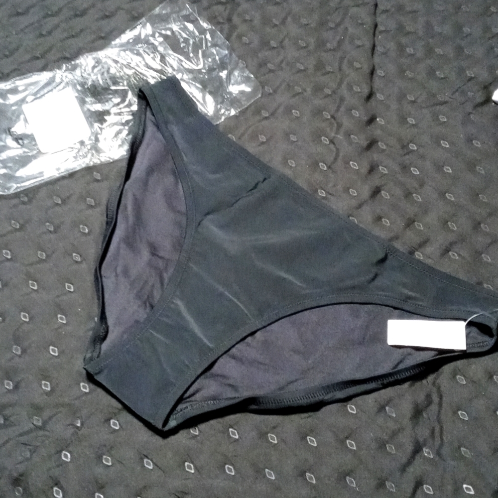 Woman's swim bottoms